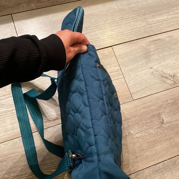 THIRTY-ONE Quilted Backpack Hunter Green w/ Removable Straps & Brown Trim - Picture 7 of 11